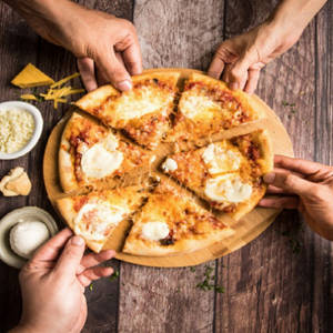 Jain Quattro Formaggi Pizza