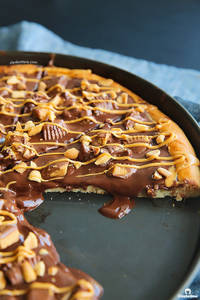 RK Special Choco Crunch Pizza 