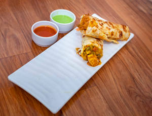 Paneer Crispy Roll [2 Pieces]