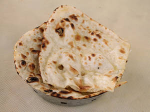 Butter Naan (1 Pc)