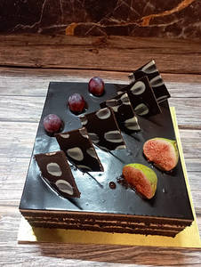 Chocolate Mousse Log Cake