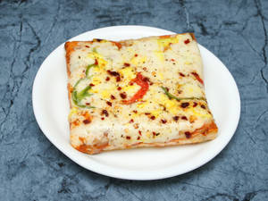 Paneer Pizza Slice 