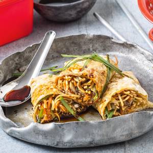 Egg Noodle Roll