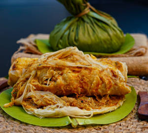 Chicken Kizhi Paratha