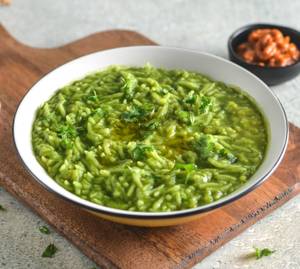 Palak Garlic Khichdi