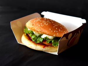 Spicy Paneer Tikki Burger