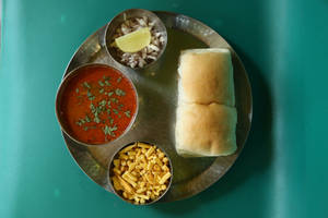 Misal Pav