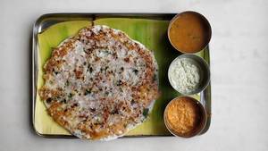 Ghee Onion Uttapam