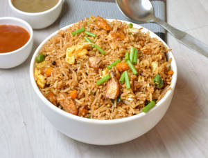 Chicken Schezwan Rice