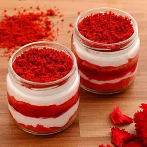 Eggless Red Velvet Jar