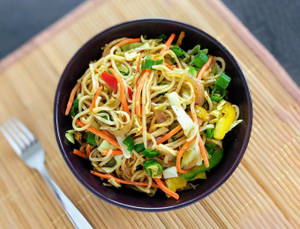 Veg Chilli Garlic Noodles
