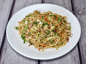 Veg Hakka Noodles