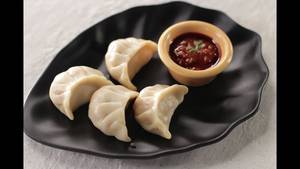 Veg Tandoori Momos (steamed)