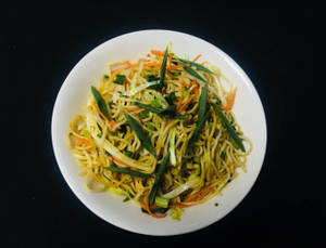Hakka Noodles Veg
