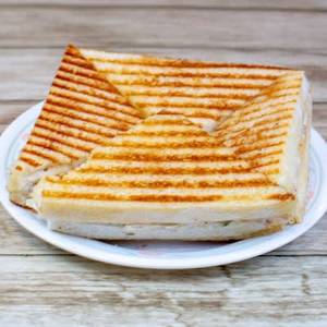 Veg Cheese Grill Sanwich White