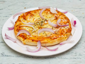 Capsicum Onion Pizza 