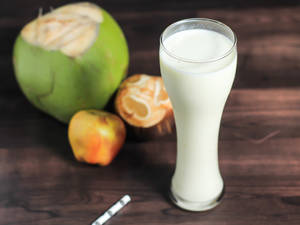 Tender Coconut Apple Wthin Nungu (Large)