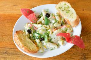 White Sauce Penne Pasta