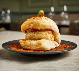 Vada Pav (1pc)