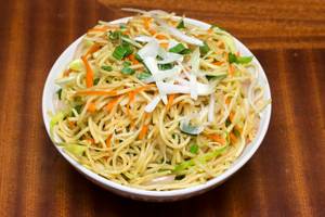Veg Hakka Noodles