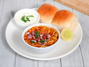 Dahi Misal Pav