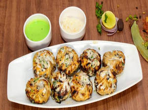 Paneer Afgani Momos( 8 Pcs)
