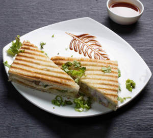 Grill Chicken Mayonnaise Sandwich