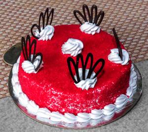 Red Velvet Eggless Cake