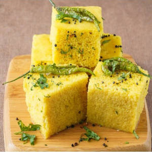 Nylon Khaman.