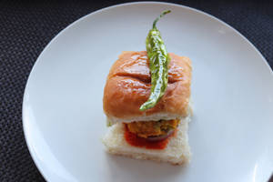Vada Pav