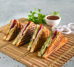 Grilled Aloo Mattar Sandwich 