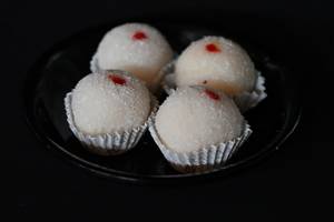 Nariyal Gulkand Ladoo