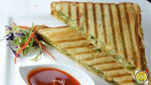 Grilled Sandwich Aloo Pyaaz