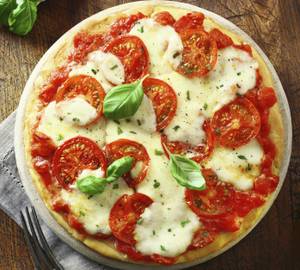 Cheese in Tomato Pizza