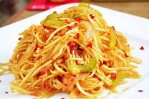 GARLIC CHOWMEIN