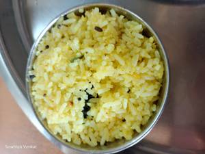 Lemon Rice with Papad