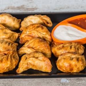Chicken Momos ( Spicy Fried)
