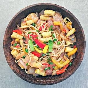 Baby Corn Chowmein