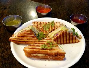 Veg Grilled Sandwich