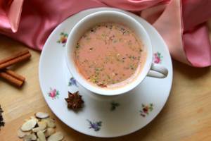 Kashmiri Chai