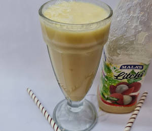 Lychee Milkshake