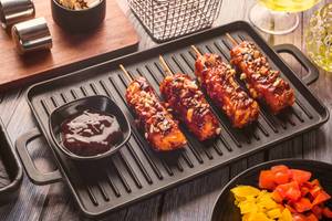 Barbecue paneer satay