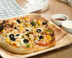 8" Veg Supreme  Corn Paradise Pizza