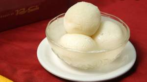 Rasgulla (1 Pc)