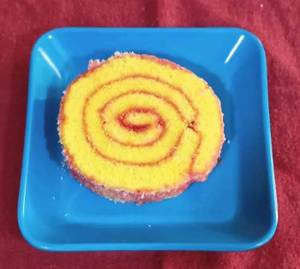 Pineapple (1 Pc) With Coconut Roll