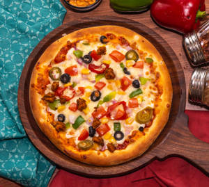 9" Onion Cheese Tomato Capsicum Pizza