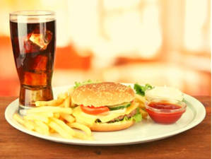 Spicy Veg Burger + French Fries + Coke (200 Ml)