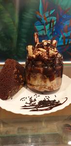 Brownie's Angel Sundae (vanilla)