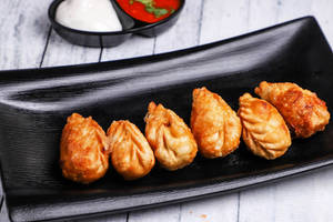 Paneer Fried Momos [6 Pieces]
