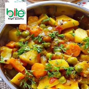 Aloo Gajar Matar